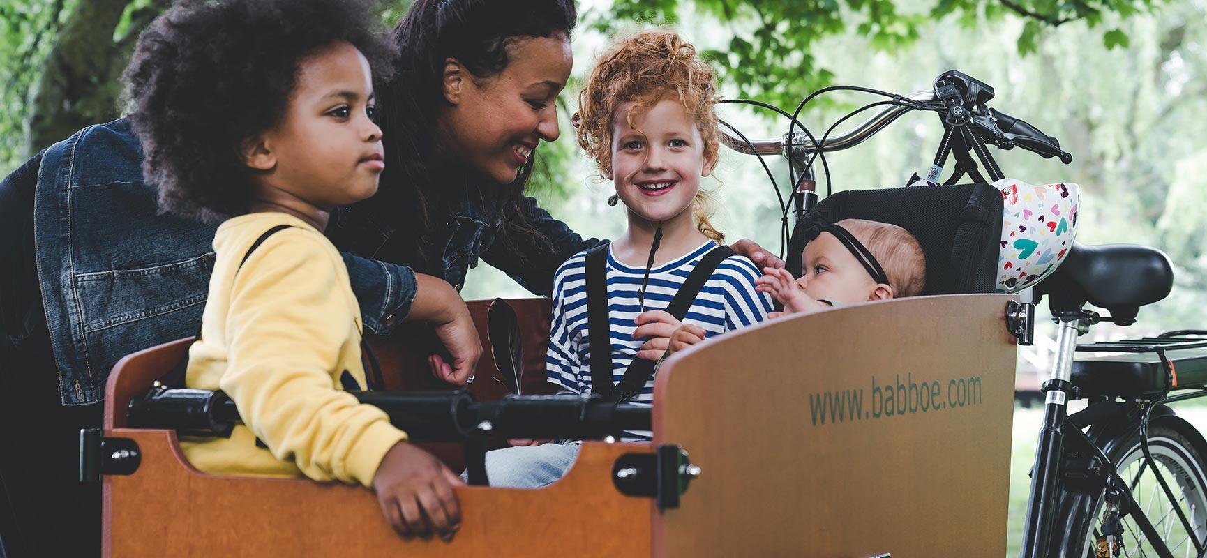 Un Velo Triporteur Ameliore La Vie De Famille Babboe