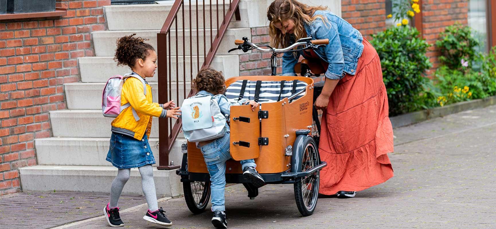 10 façons dont un vélo biporteur ou vélo triporteur peut améliorier votre vie de famille